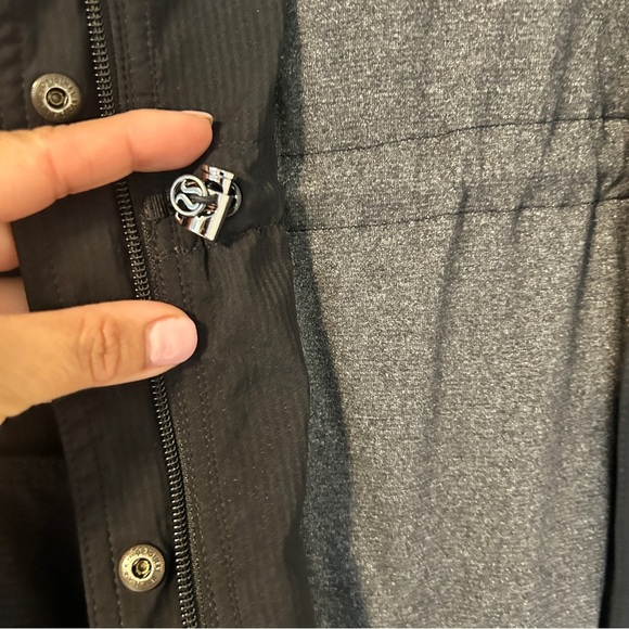 Lululemon Apres Practice Anorak Grey Sz 6 - Picture 11 of 15